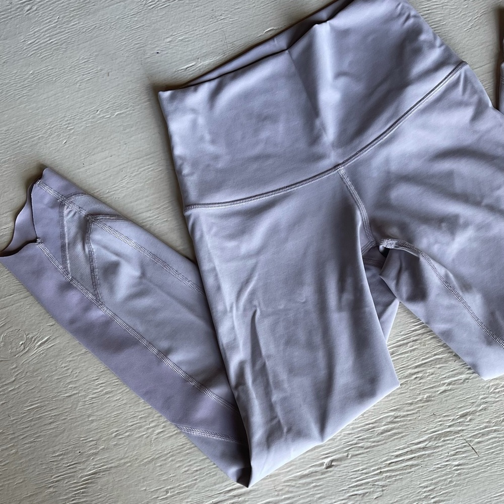 Lululemon yoga pants